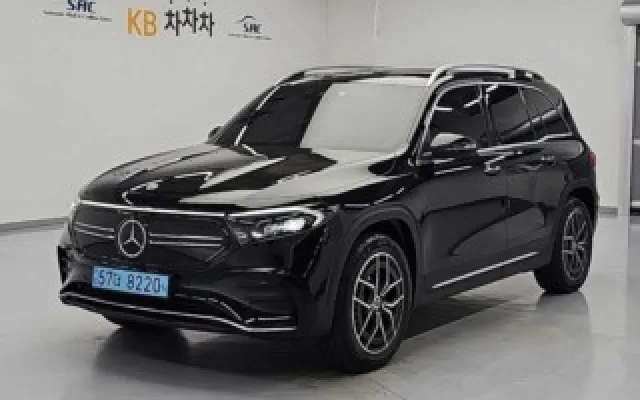 EQB (X243) EQB 300 4MATIC AMG 라인 중고차 매물 사진 14 - 2023/03 56,326km