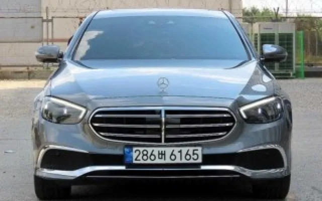 E-클래스 W213 E250 익스클루시브 중고차 매물 사진 5 - 2022/09 64,533km
